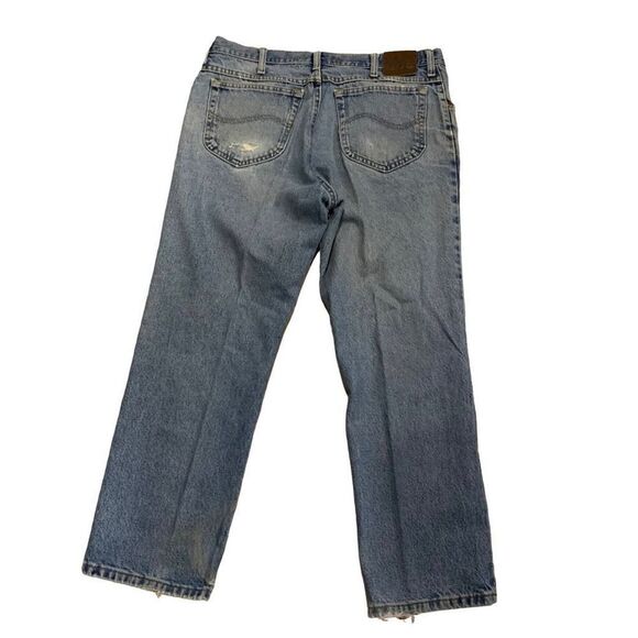 Lee Jeans Women Distressed Lightwash Regular Fit Midrise 38x29‎ - Picture 1 of 8